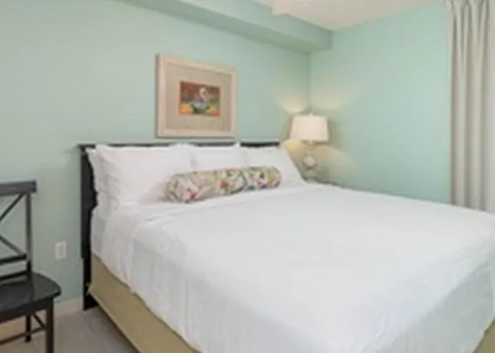 Phoenix Apartment *